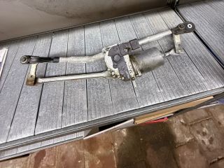 bontott BMW X5 Első Ablaktörlő Szerkezet Motorral