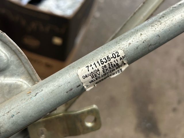 bontott BMW X5 Első Ablaktörlő Szerkezet