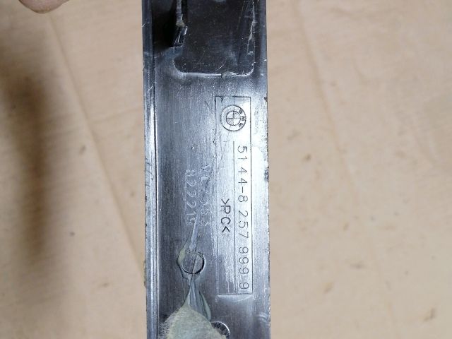 bontott BMW X5 Első Beltér Világítás Keret