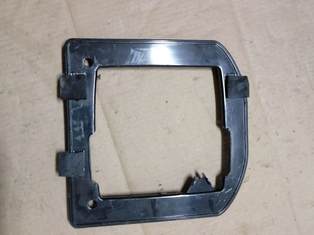 bontott BMW X5 Első Beltér Világítás Keret