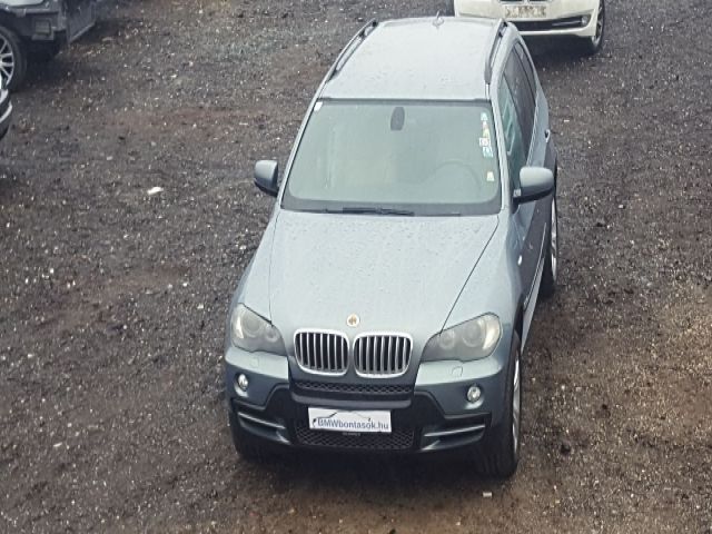 bontott BMW X5 Első Embléma