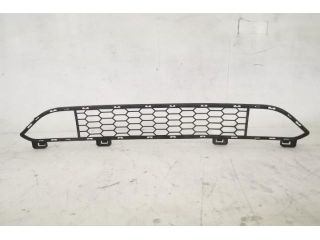 bontott BMW X5 Első Lökhárító Alsó Középső Díszrács