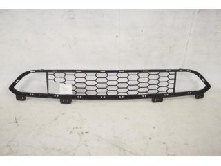 bontott BMW X5 Első Lökhárító Alsó Középső Díszrács