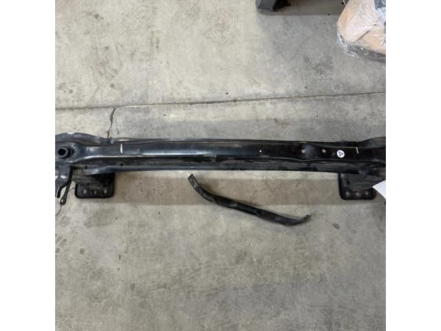 bontott BMW X5 Első Lökhárító Merevítő (Fém)