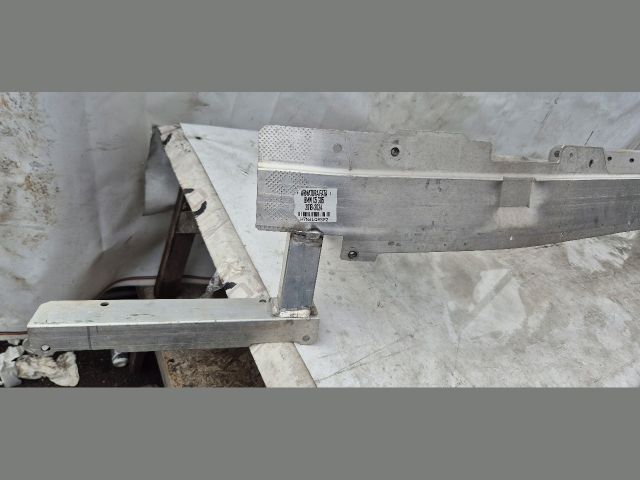 bontott BMW X5 Első Lökhárító Merevítő (Fém)