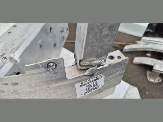 bontott BMW X5 Első Lökhárító Merevítő (Fém)