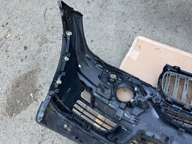 bontott BMW X5 Első Lökhárító (Részeivel)