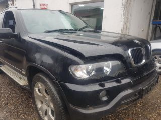 bontott BMW X5 Első Lökhárító (Üresen)