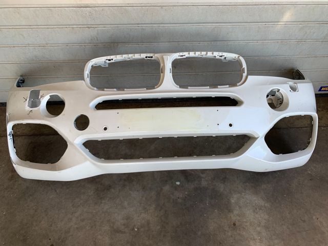 bontott BMW X5 Első Lökhárító (Üresen)