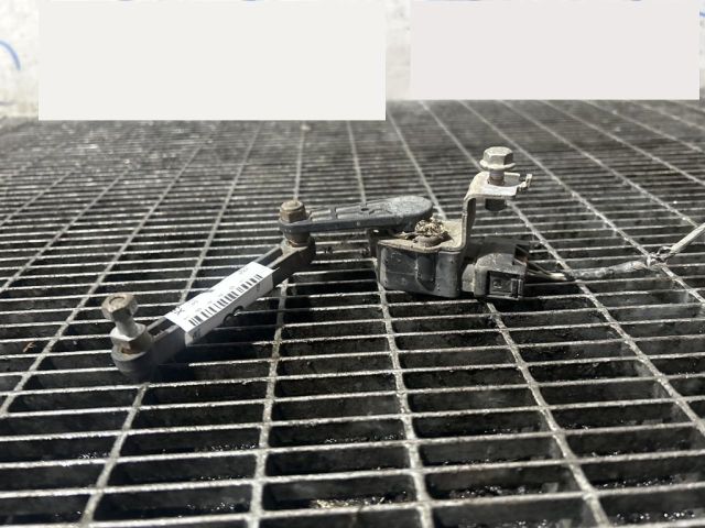 bontott BMW X5 Első Xenon Szintszabályzó Jeladó