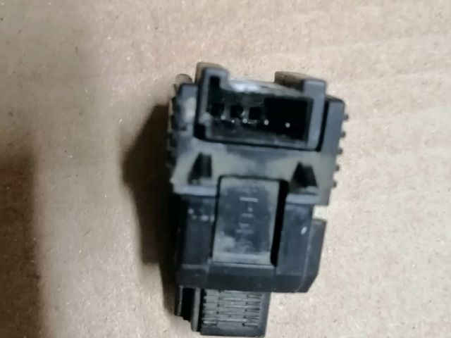 bontott BMW X5 Fék Pedál Kapcsoló