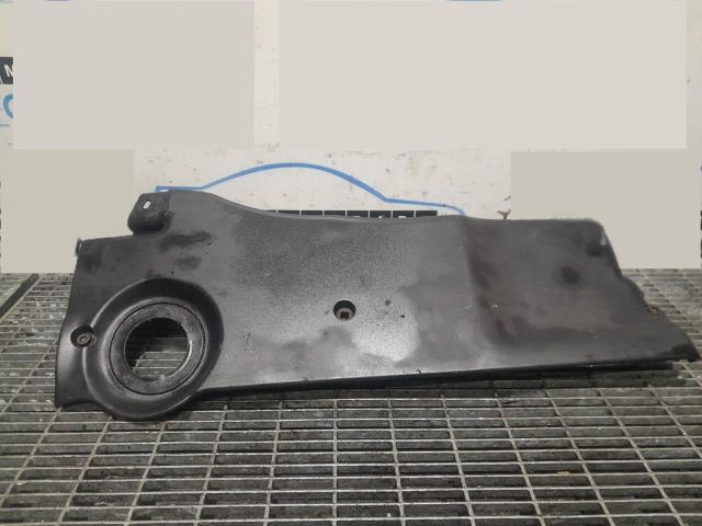 bontott BMW X5 Felső Hűtőburkolat