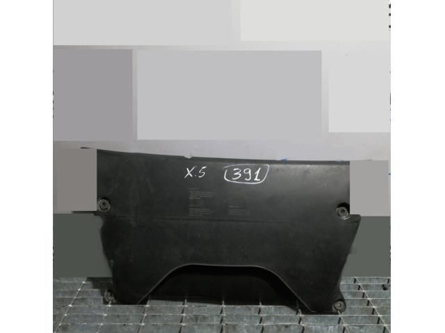 bontott BMW X5 Felső Hűtőburkolat