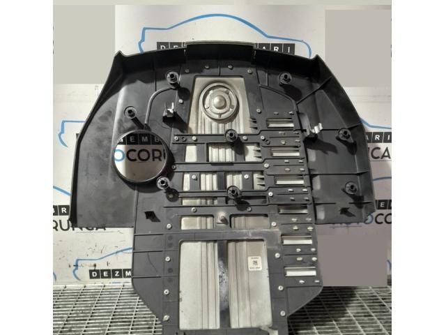 bontott BMW X5 Felső Hűtőburkolat