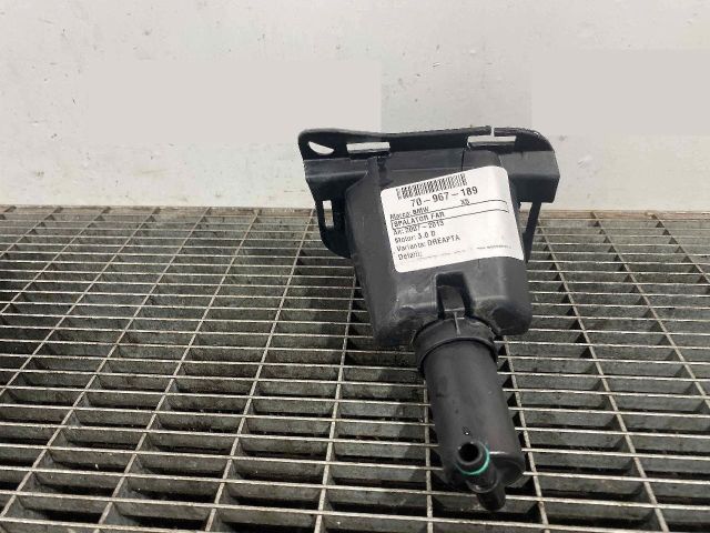 bontott BMW X5 Fényszórómosó Szivattyú