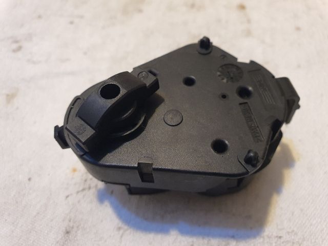 bontott BMW X5 Fűtés Állító Motor