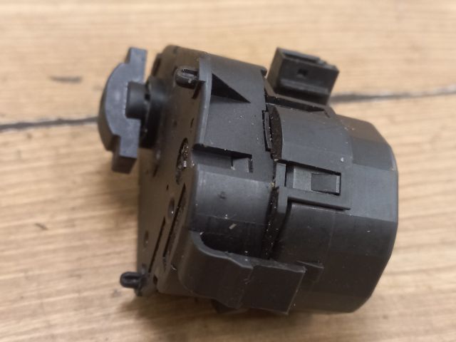 bontott BMW X5 Fűtés Állító Motor