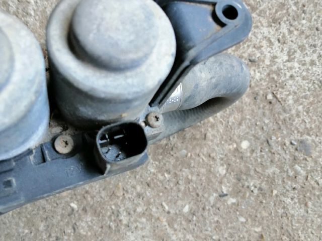 bontott BMW X5 Fűtéscsap