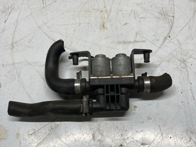 bontott BMW X5 Fűtéscsap