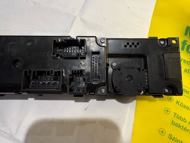 bontott BMW X5 Fűtéskapcsoló (digit klímás)