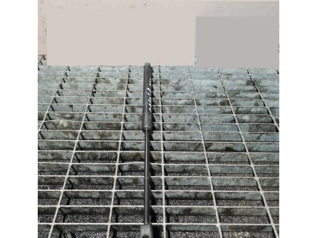 bontott BMW X5 Gázrugós Kitámasztó Teleszkóp Motorháztető