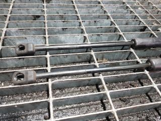 bontott BMW X5 Gázrugós Kitámasztó Teleszkóp Motorháztető