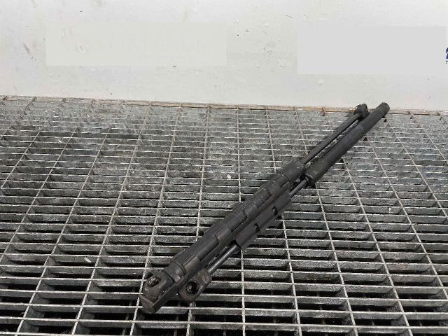 bontott BMW X5 Gázrugós Kitámasztó Teleszkóp Motorháztető