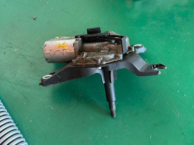 bontott BMW X5 Hátsó Ablaktörlő Motor