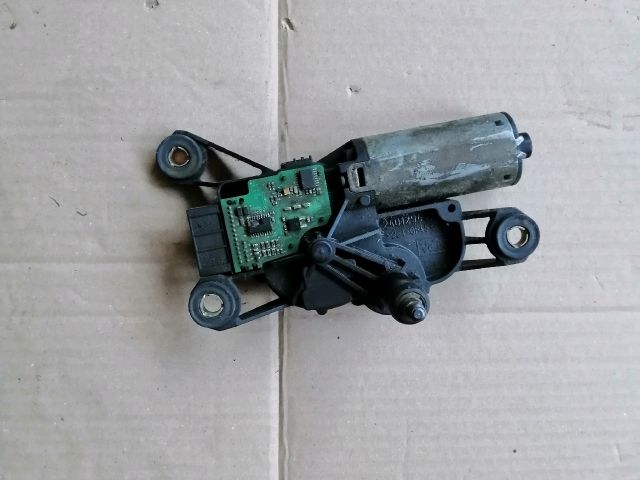 bontott BMW X5 Hátsó Ablaktörlő Motor