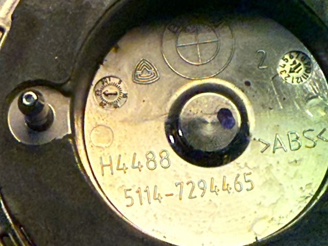 bontott BMW X5 Hátsó Embléma