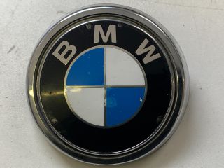 bontott BMW X5 Hátsó Embléma