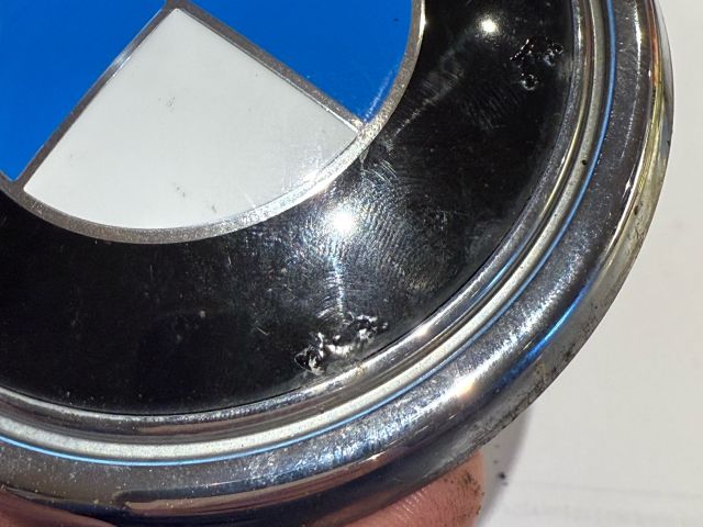 bontott BMW X5 Hátsó Embléma