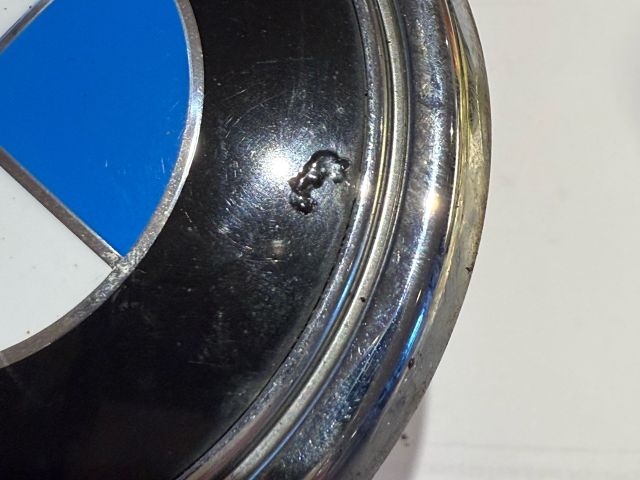 bontott BMW X5 Hátsó Embléma