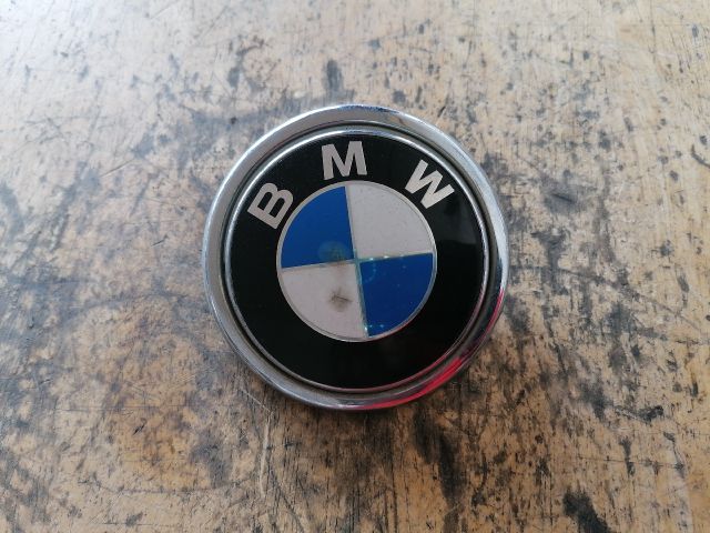 bontott BMW X5 Hátsó Embléma