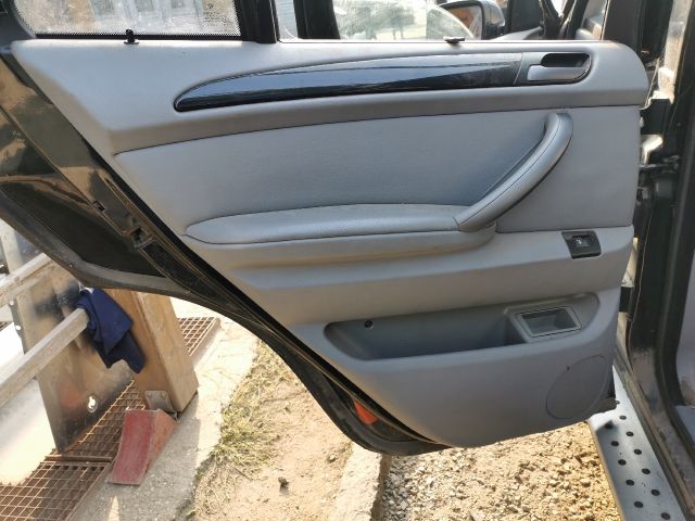 bontott BMW X5 Hátsó Hamutartó