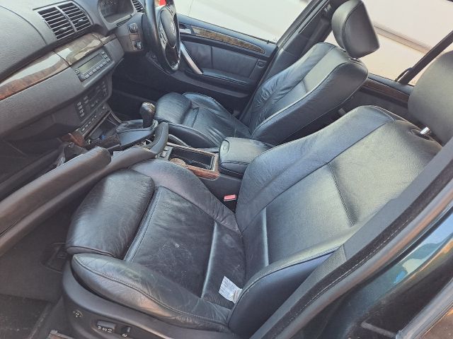 bontott BMW X5 Hátsó Hamutartó