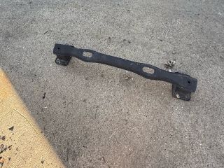 bontott BMW X5 Hátsó Lökhárító Merevítő (Fém)