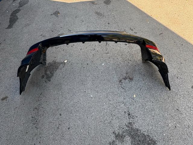 bontott BMW X5 Hátsó Lökhárító (Részeivel)