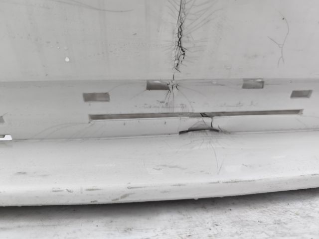 bontott BMW X5 Hátsó Lökhárító (Üresen)