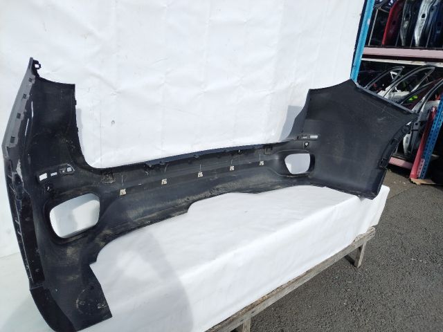 bontott BMW X5 Hátsó Lökhárító (Üresen)