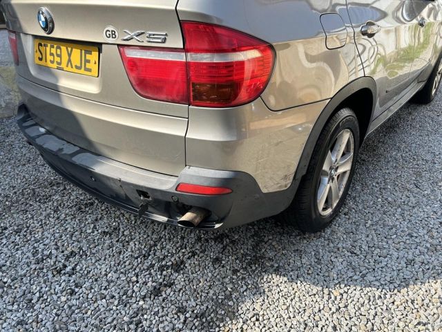 bontott BMW X5 Hátsó Lökhárító (Üresen)