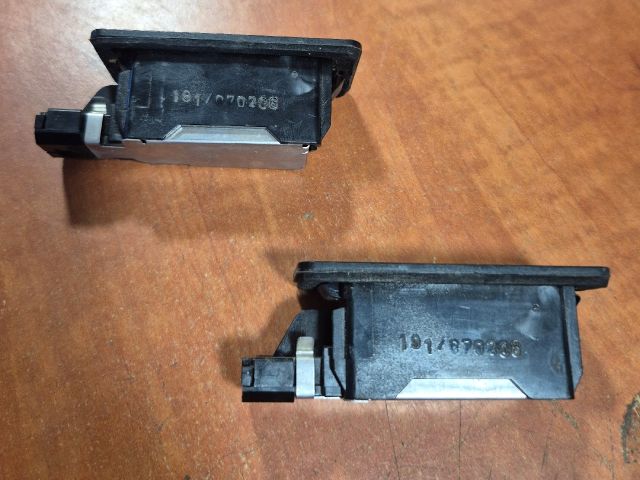 bontott BMW X5 Hátsó Rendszámtábla Világítás