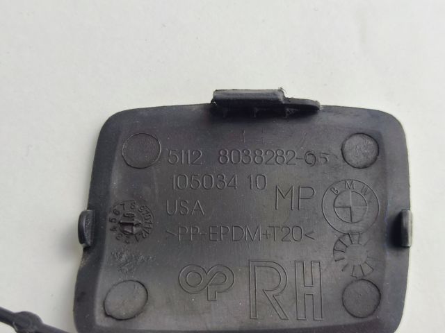 bontott BMW X5 Hátsó Vonószem Burkolat