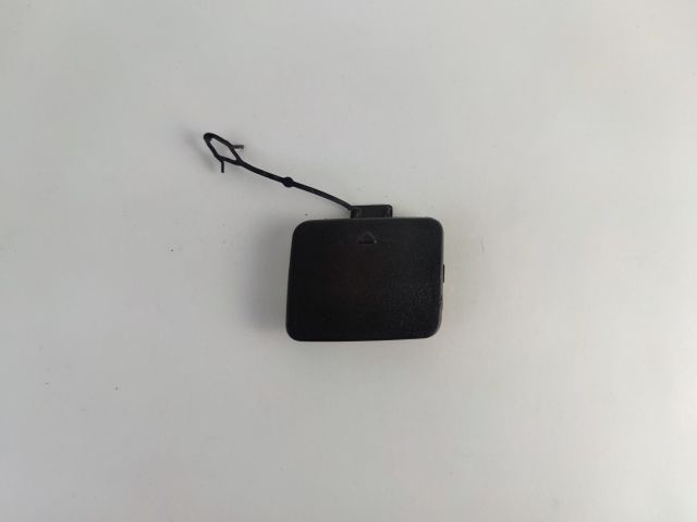 bontott BMW X5 Hátsó Vonószem Burkolat