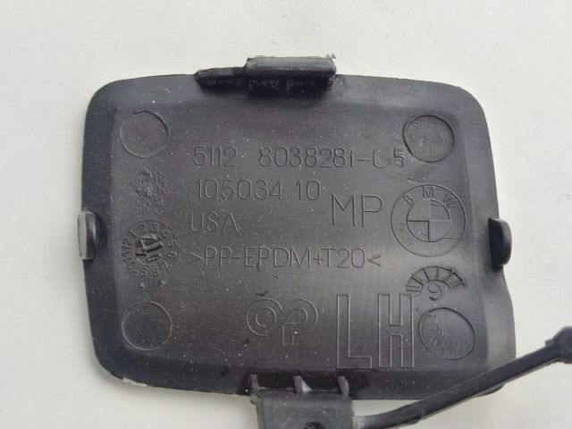 bontott BMW X5 Hátsó Vonószem Burkolat