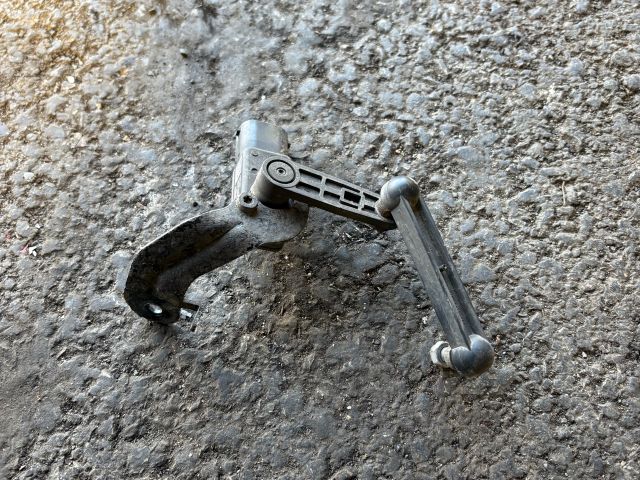 bontott BMW X5 Hátsó Xenon Szintszabályzó Jeladó