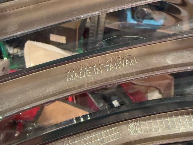 bontott BMW X5 Hűtőrács