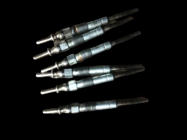 bontott BMW X5 Izzító/Gyújtó Gyertya