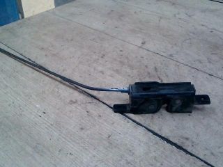 bontott BMW X5 Jobb Csomagtérajtó Zárszerkezet