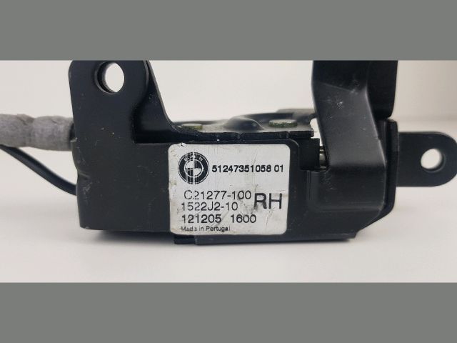 bontott BMW X5 Jobb Csomagtérajtó Zárszerkezet